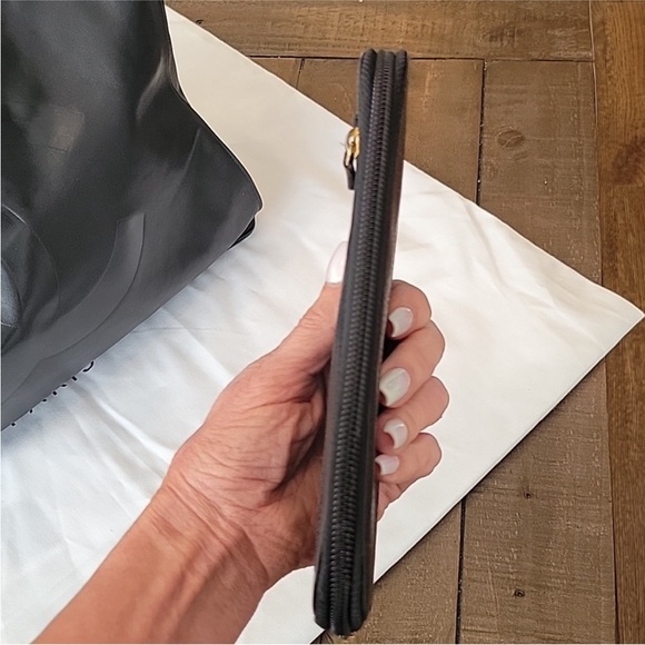 100% authentic CHANEL caviar leather long wallet - Picture 6 of 14